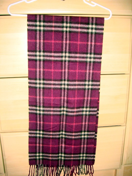 buyorsell- burberry scarf 1 buyorsell- burberry scarf 1