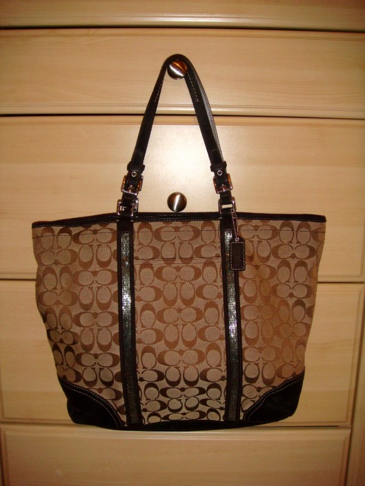 buyorsell- coach tote buyorsell- coach tote